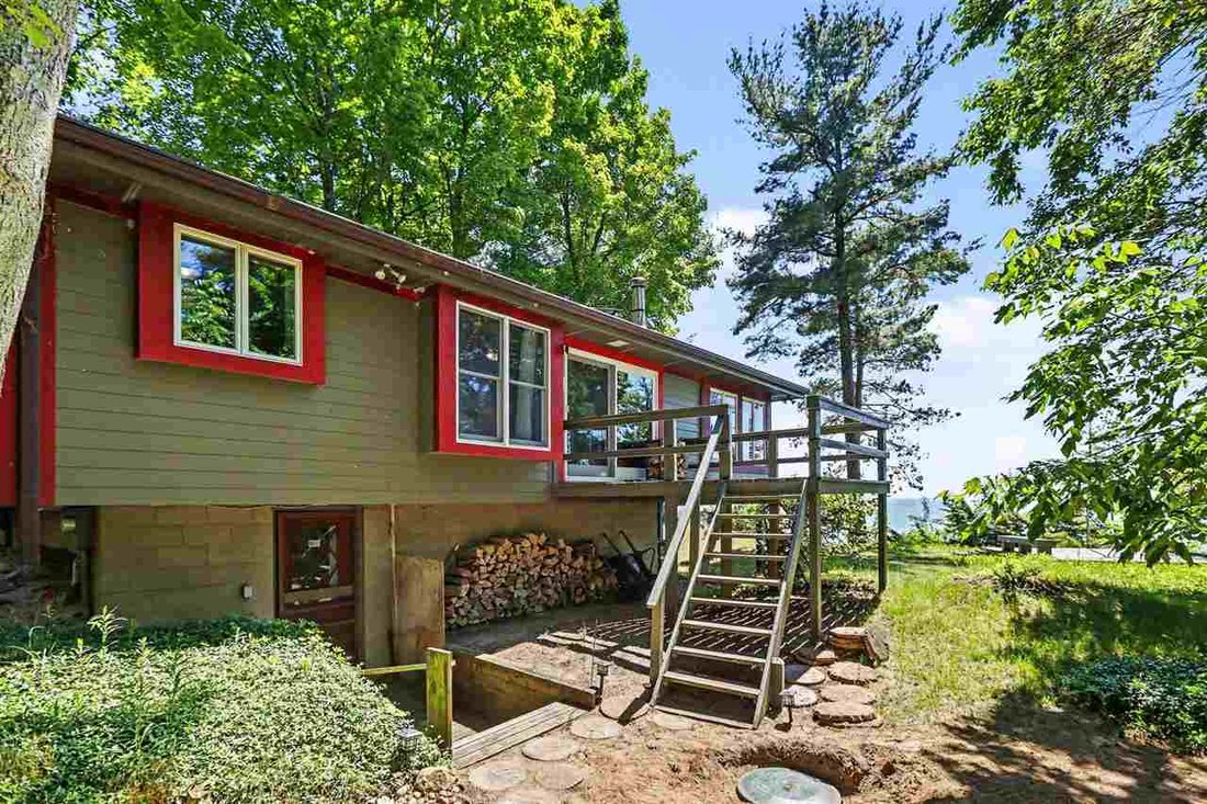 House in Elk Rapids, Michigan, United States 3 - 18296187