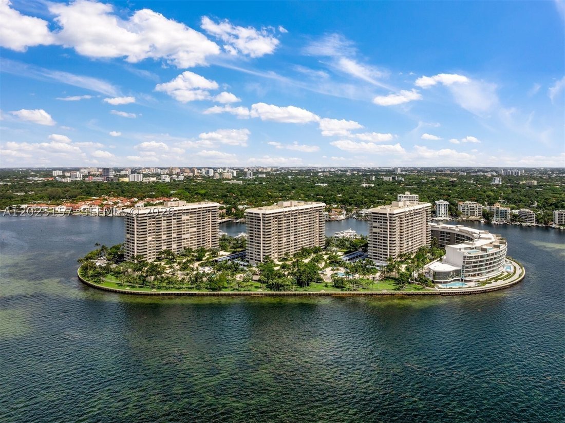 Condo in Miami, Florida, United States 1 - 18285161