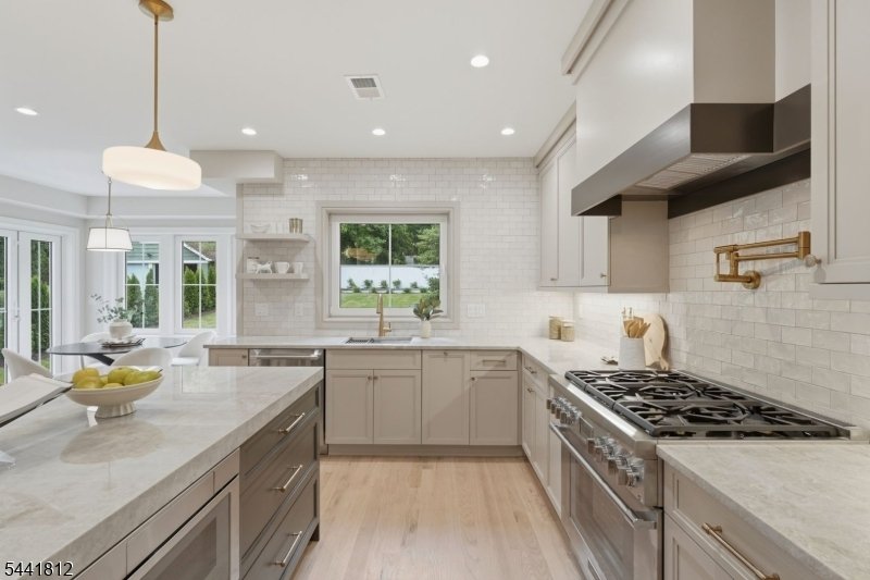 House in Millburn Twp., New Jersey, United States 1 - 18254784