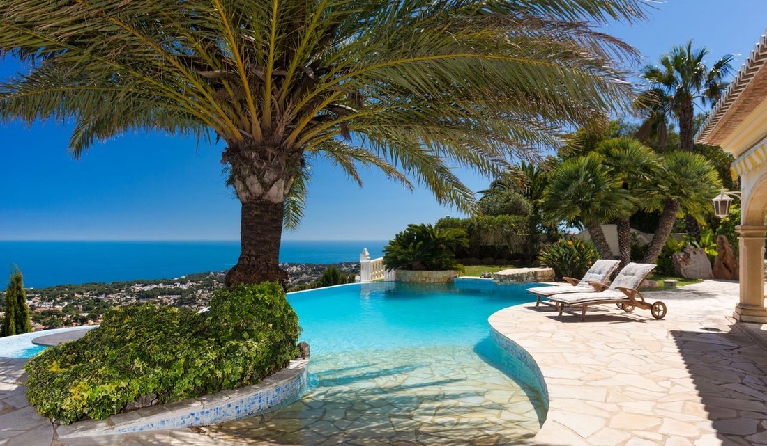 Villa in Moraira, Teulada, Valencian Community 1 - 18295615