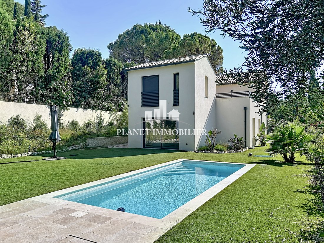 Villa in Les Cougoulins-Rastines, Antibes, France 1 - 18284949