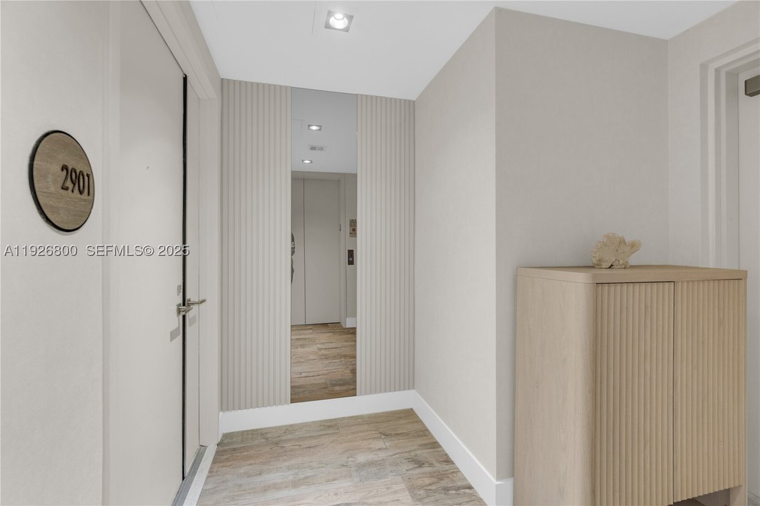 Condo in Miami, Florida, United States 3 - 17824069