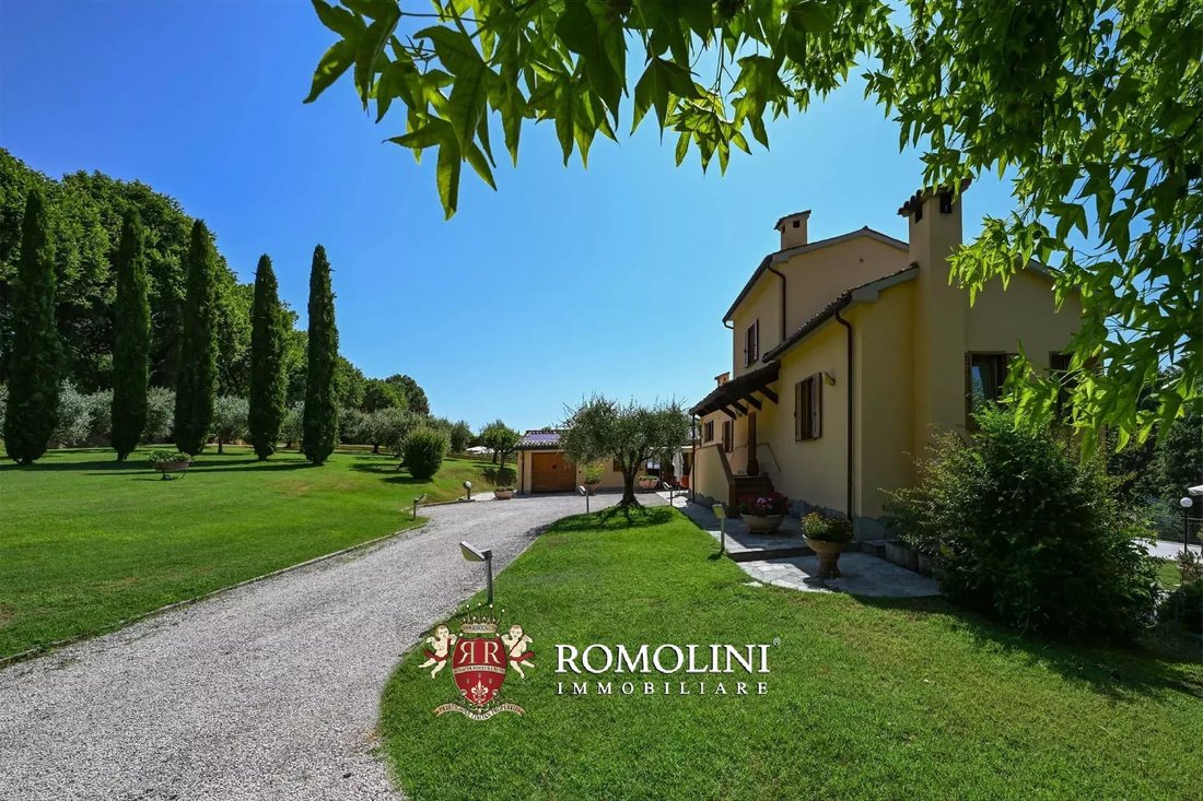 Villa in Città di Castello, Umbria, Italy 3 - 15919642