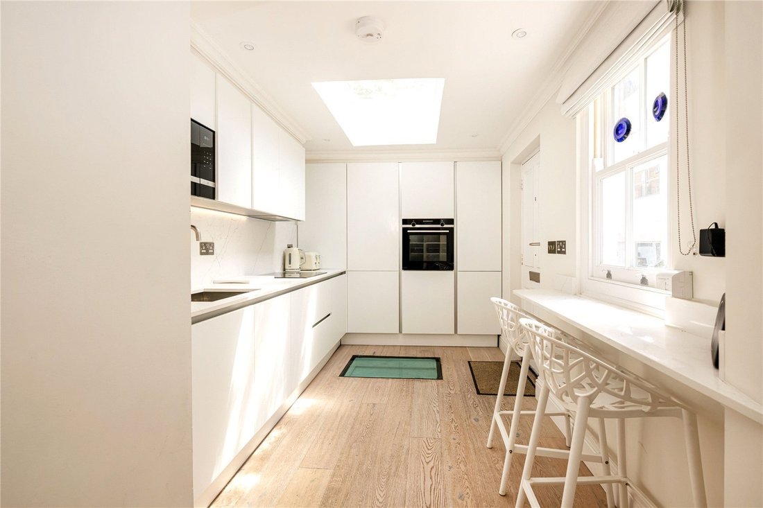 Apartment in Ladbroke Grove, Kensington And Chelsea, England 2 - 18290393
