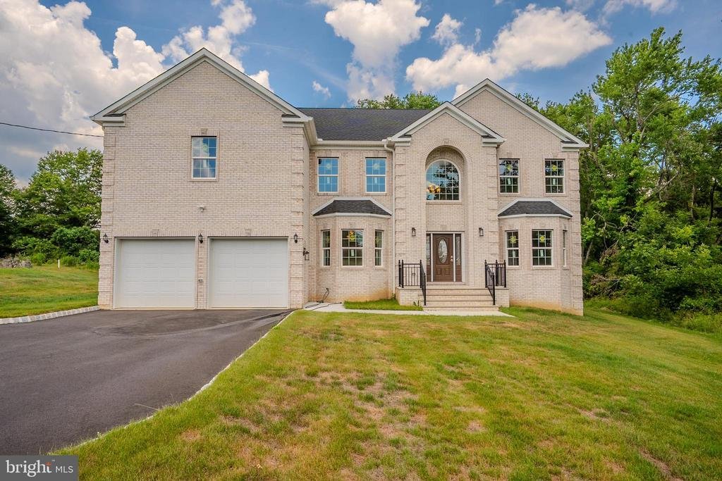 House in South Brunswick Township, New Jersey, United States 4 - 18287948