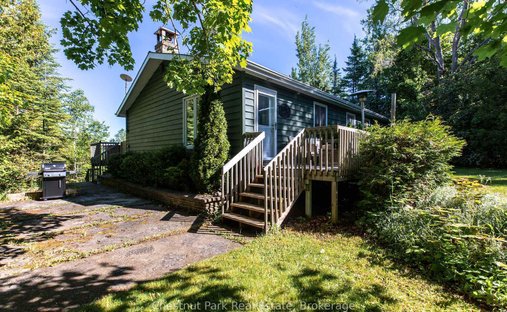 House in Tobermory, Ontario, Canada 1