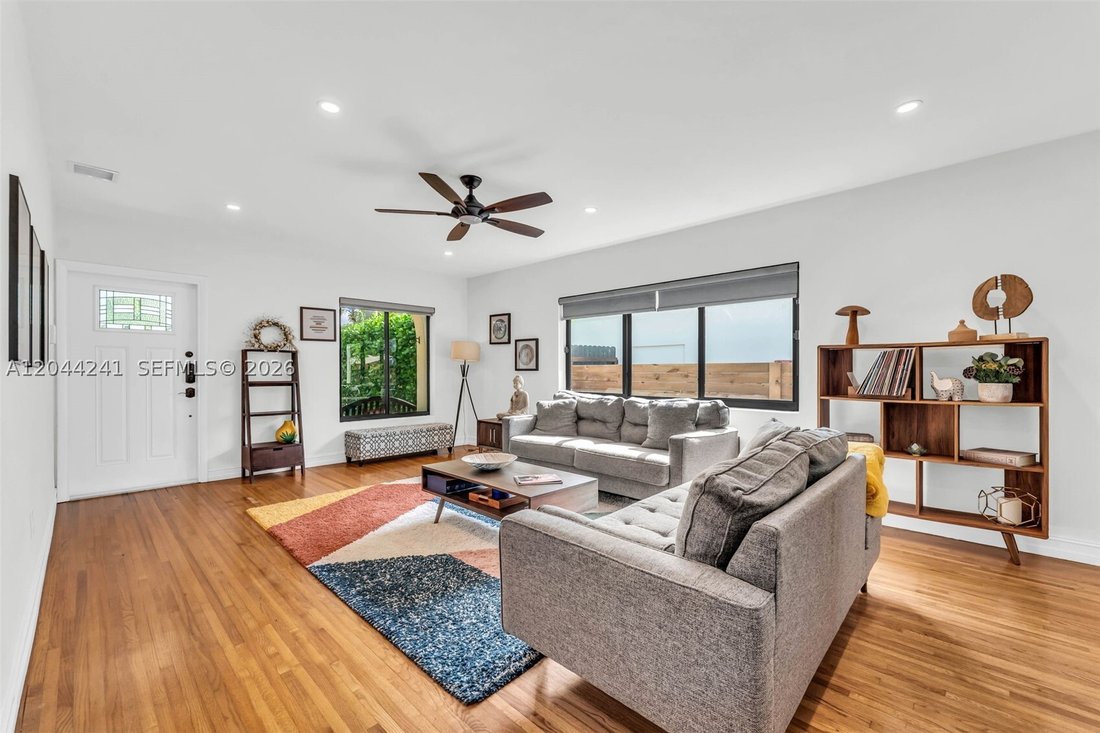 House in Miami, Florida, United States 3 - 18285124