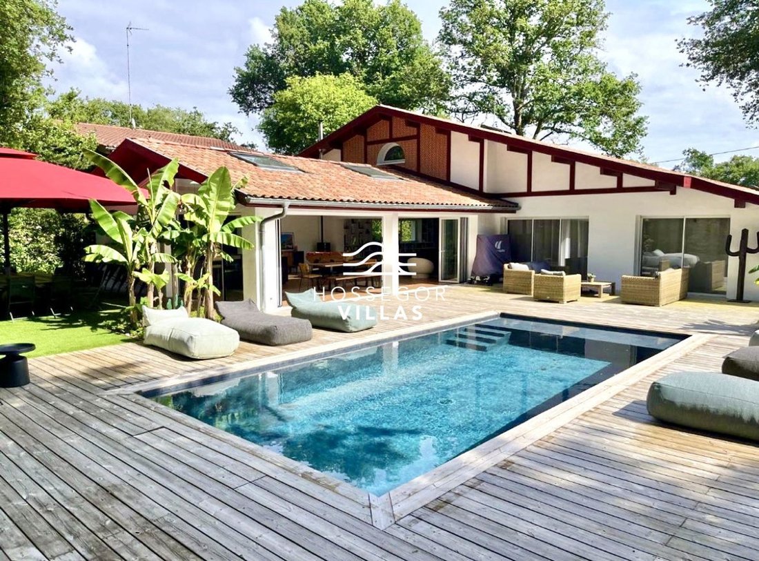 Villa in Soorts-Hossegor, Nouvelle-Aquitaine, France 1 - 16642351