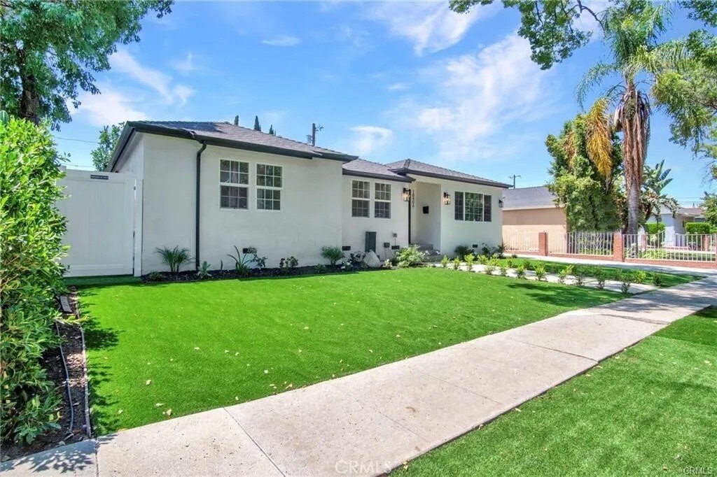 House in Los Angeles, California, United States 3 - 18280906