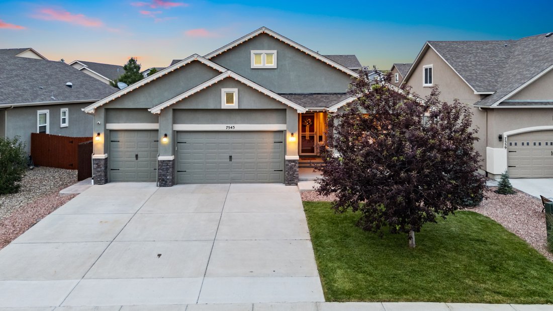 House in Colorado Springs, Colorado, United States 1 - 18279790