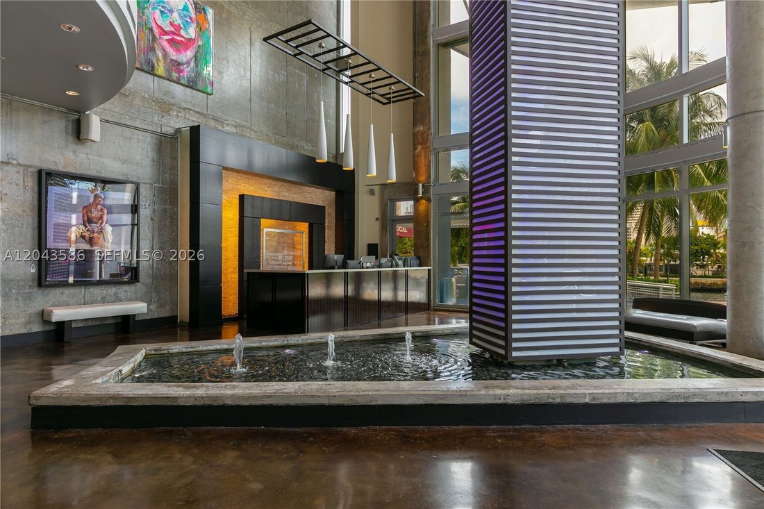 Condo in Miami, Florida, United States 2 - 18280447