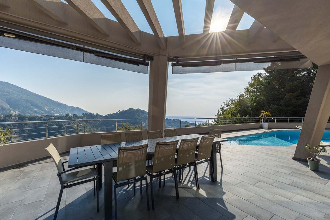 Villa in Menton, Provence-Alpes-Côte d'Azur, France 3 - 18289750
