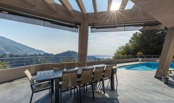 Villa in Menton, Provence-Alpes-Côte d'Azur, France 2