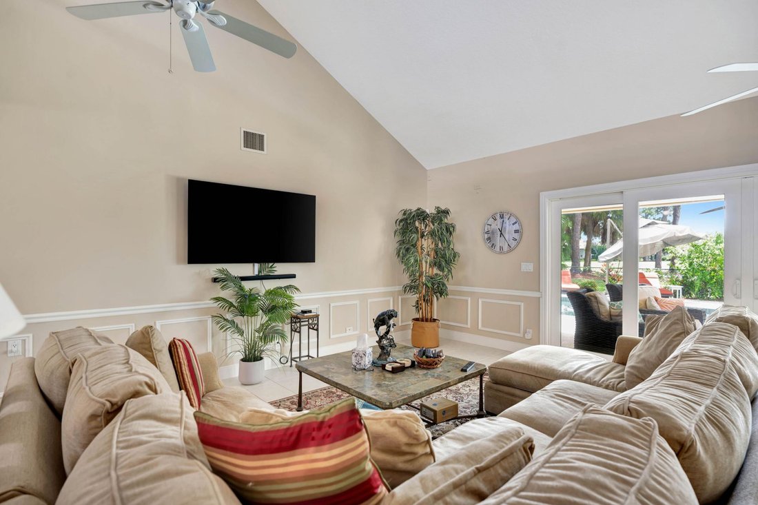 House in Palm Beach Gardens, Florida, United States 3 - 18287796