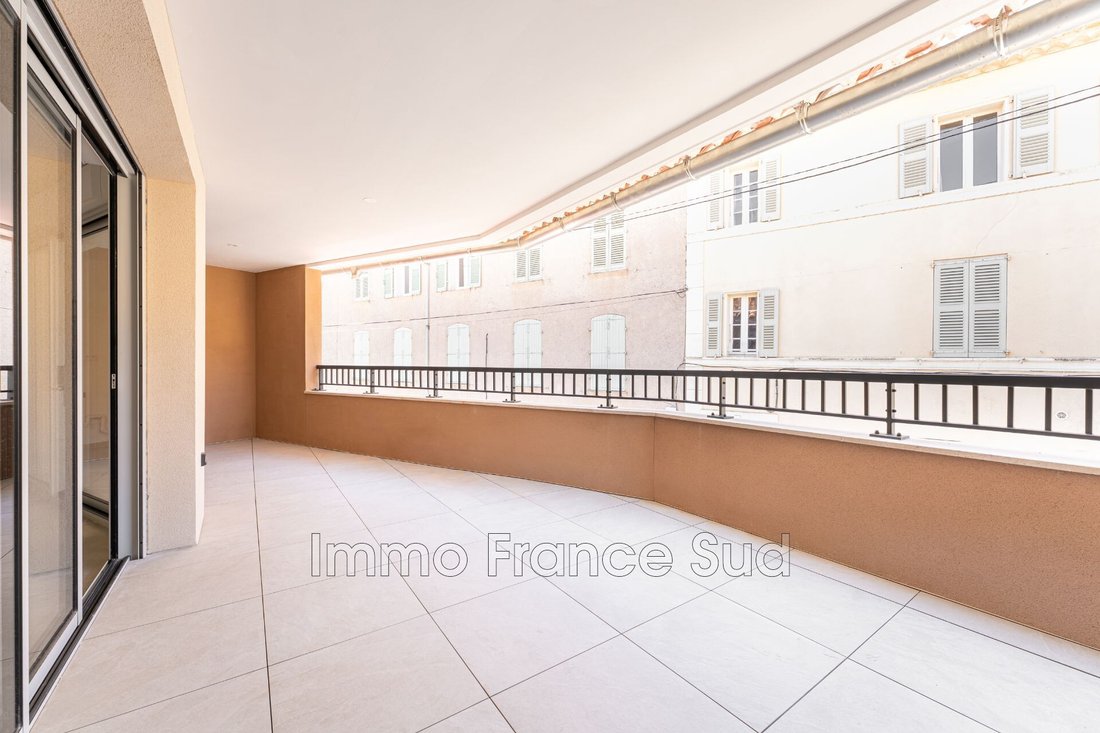 Apartment in La Garde-Freinet, Provence-Alpes-Côte d'Azur, France 2 - 18294828