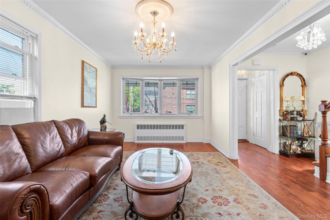 House in New York, New York, United States 4 - 18280176