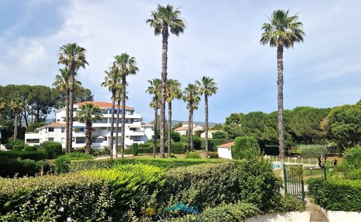 Apartment in La Ciotat, Provence-Alpes-Côte d'Azur, France 1