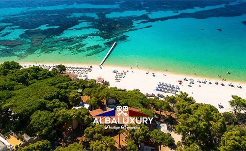 Villa à Pula, Sardaigne, Italie 1