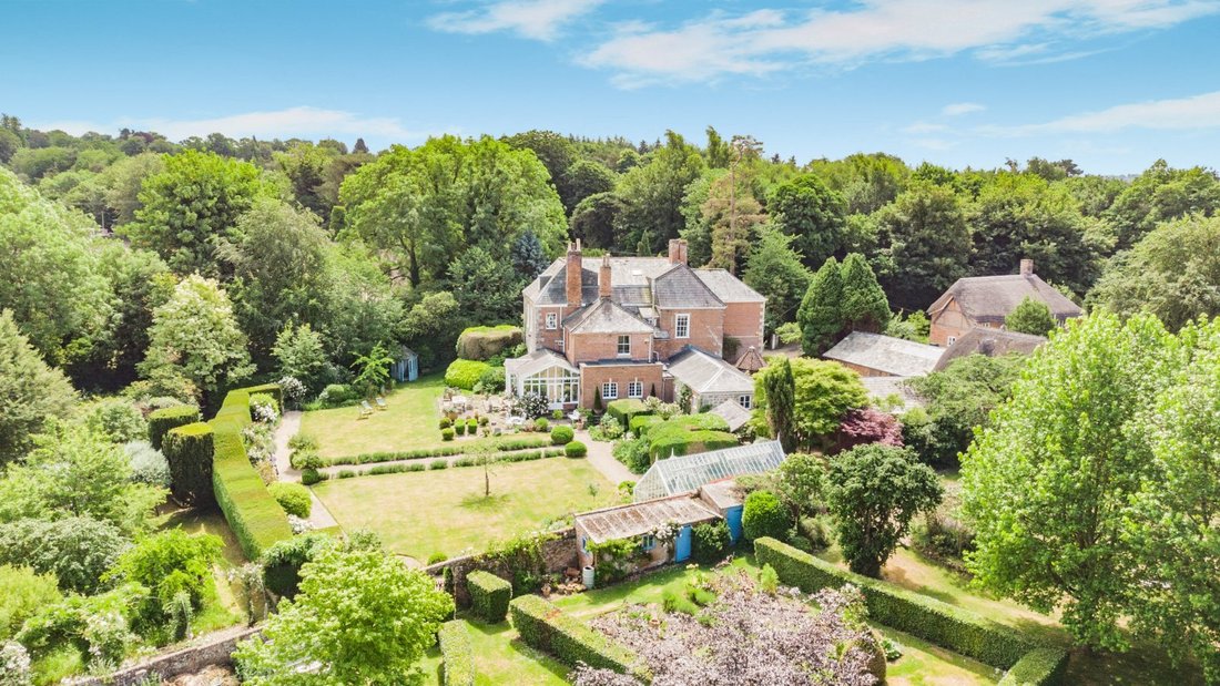 House in Potterne, England 1 - 18280490