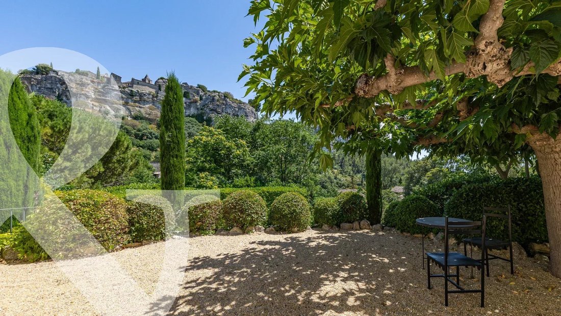 House in Les Baux-de-Provence, Provence-Alpes-Côte d'Azur, France 4 - 17474047