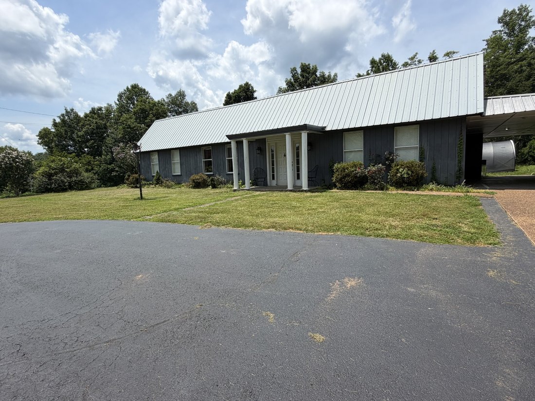 House in Hohenwald, Tennessee, United States 2 - 18293584