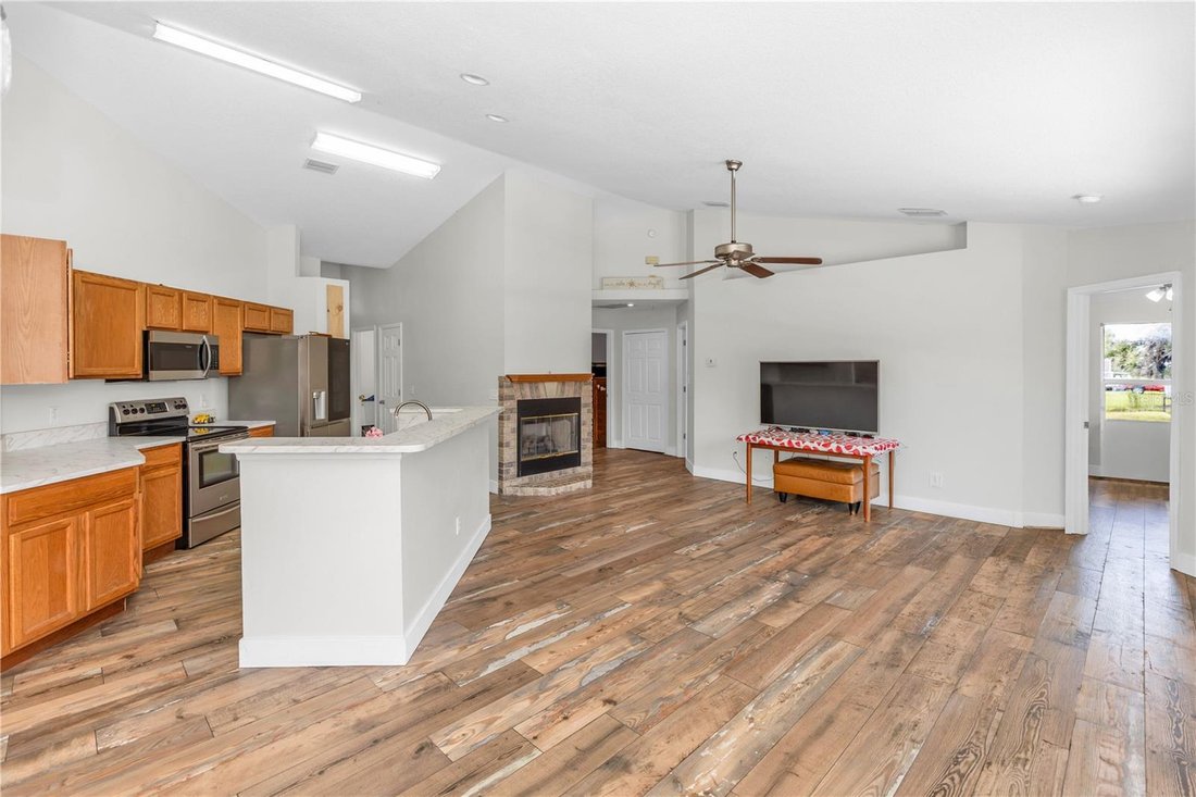House in Osteen, Florida, United States 4 - 18284053