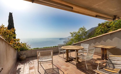 Villa en Aldea-Cros de Caste-Coupiere-Mont Gros, Roquebrune-Cap-Martin, Francia 1