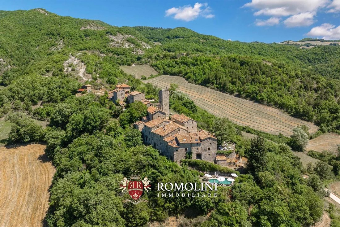 Castle in Mercatello sul Metauro, Marche, Italy 4 - 16317385