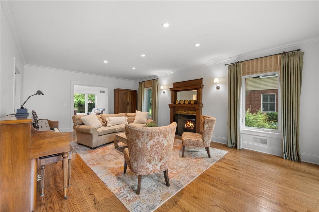 House in Winnetka, Illinois, United States 4 - 18289399