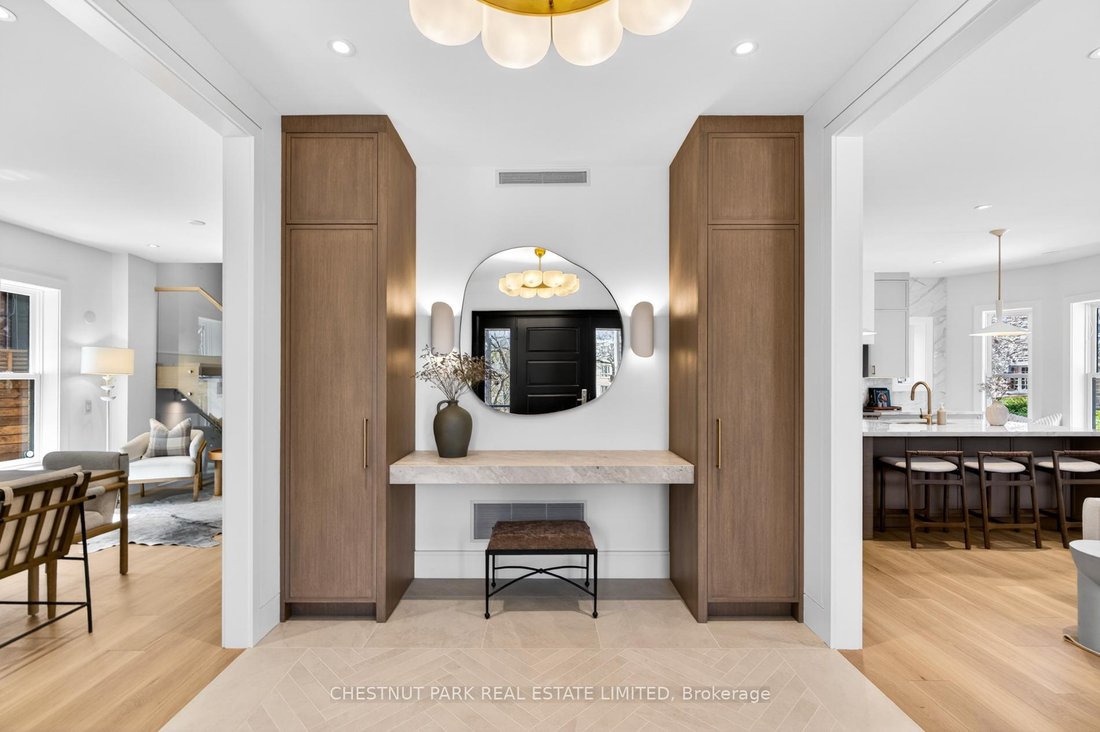 House in Toronto, Ontario, Canada 4 - 17817906