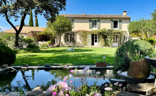 Domaine à Uzès, Occitanie, France 1