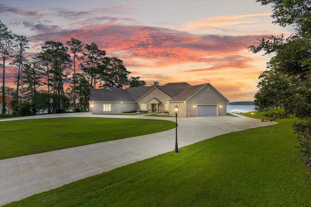 House in Eufaula, Alabama, United States 1 - 18286073