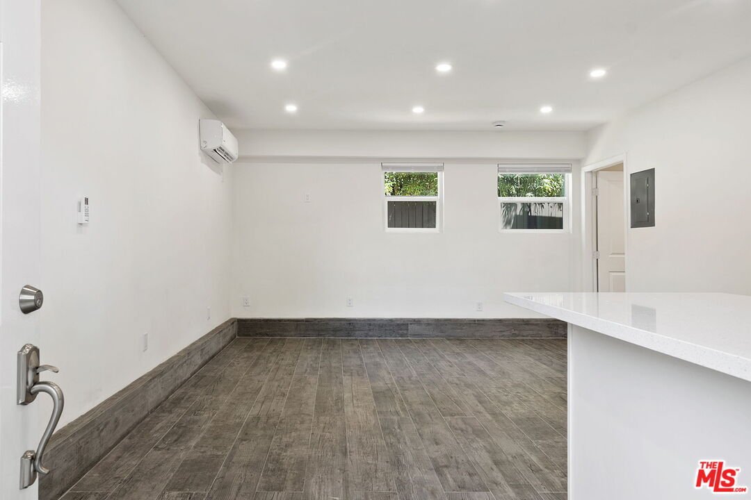 House in Los Angeles, California, United States 4 - 18294989
