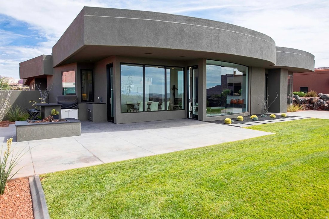 House in Ivins, Utah, United States 1 - 18291829