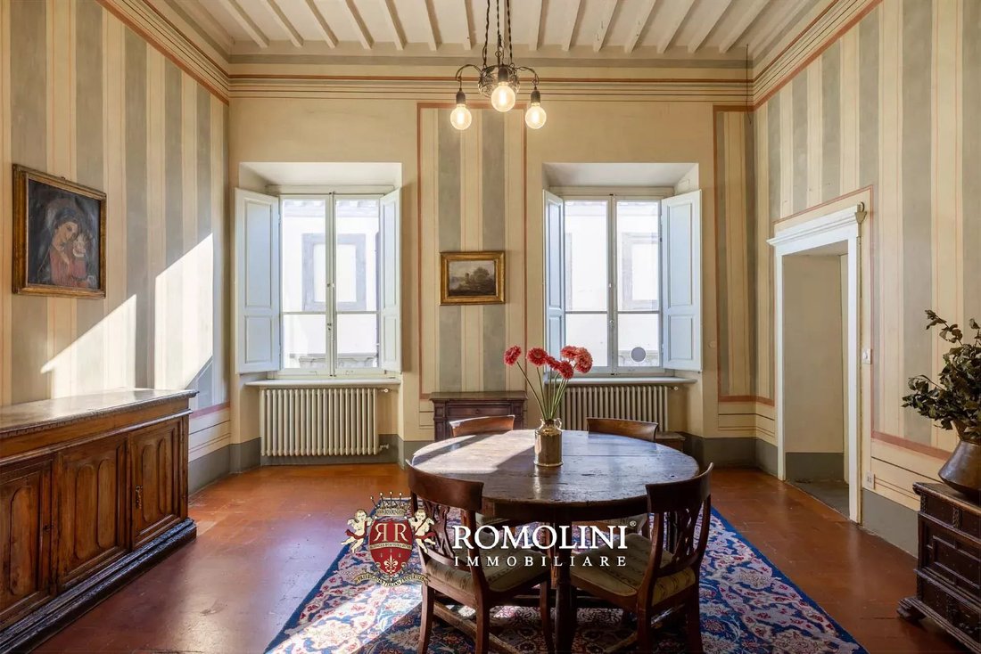 Apartment in Center, Arezzo, Tuscany 2 - 16740286