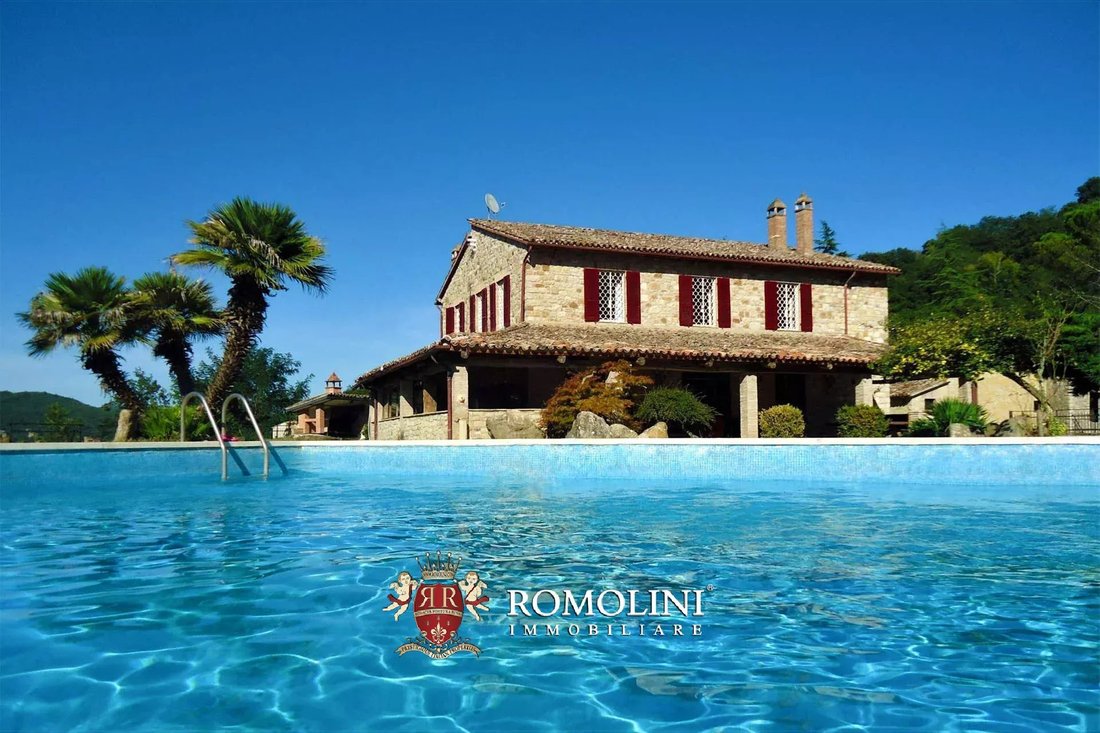 House in Todi, Umbria, Italy 4 - 15664493
