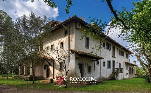 Villa in Center, Florence, Tuscany 1