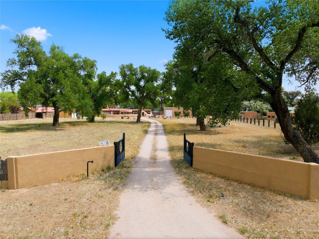 House in Española, New Mexico, United States 4 - 18281909