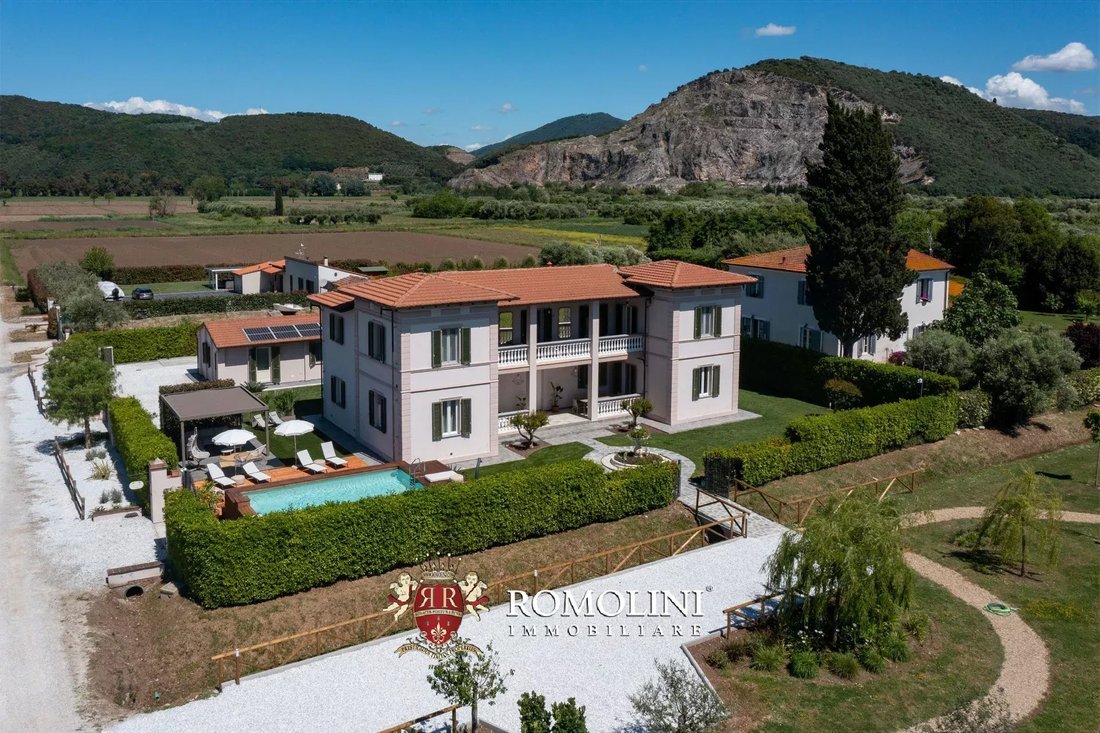 Villa in Sant'Antonio, Pisa, Italy 1 - 15665071