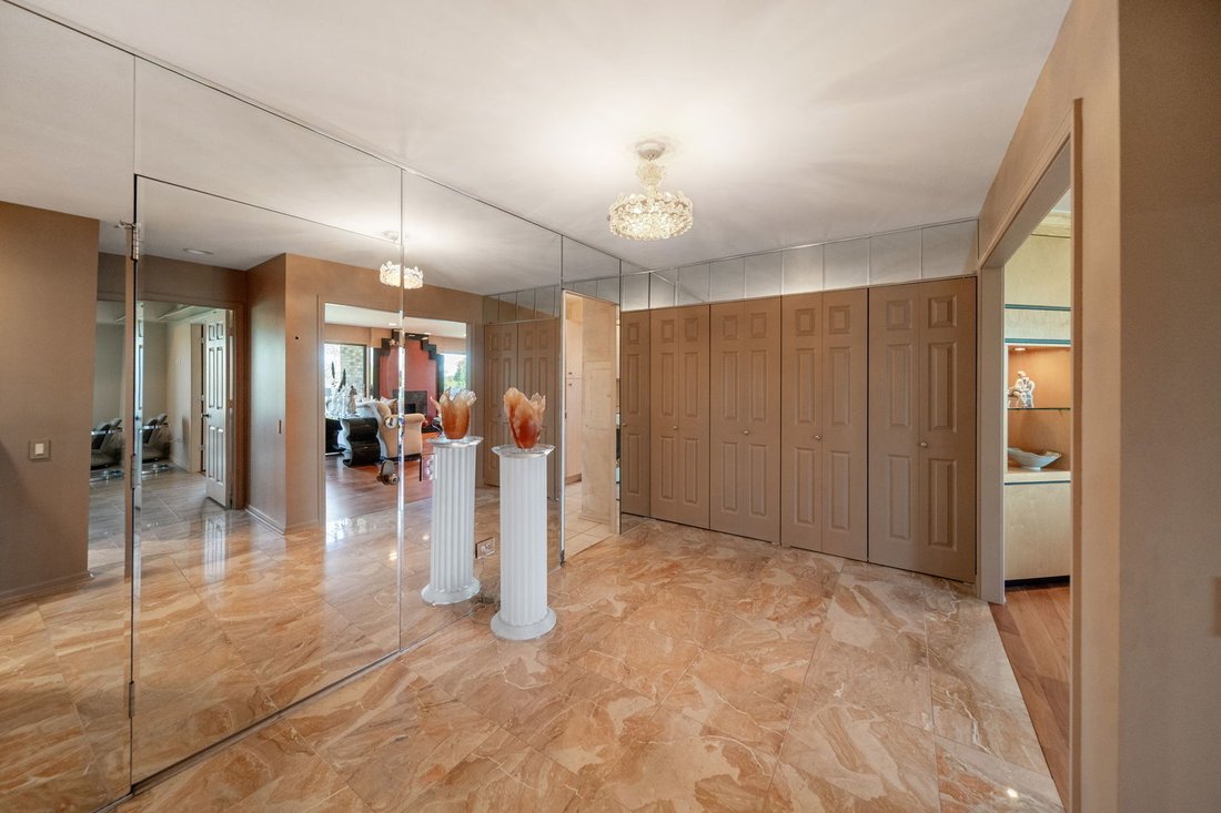 Condo in Northbrook, Illinois, United States 3 - 18285874