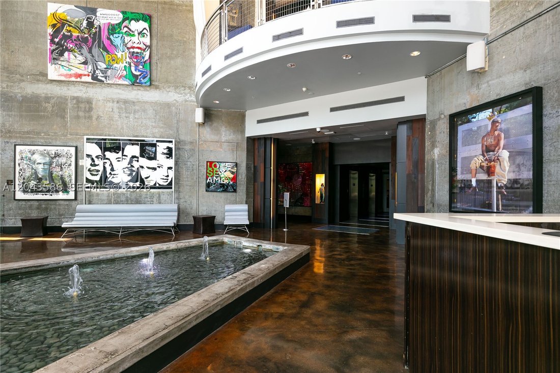 Condo in Miami, Florida, United States 3 - 18280447