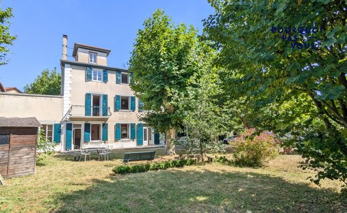 House in Oullins, Oullins-Pierre-Benite, France 1