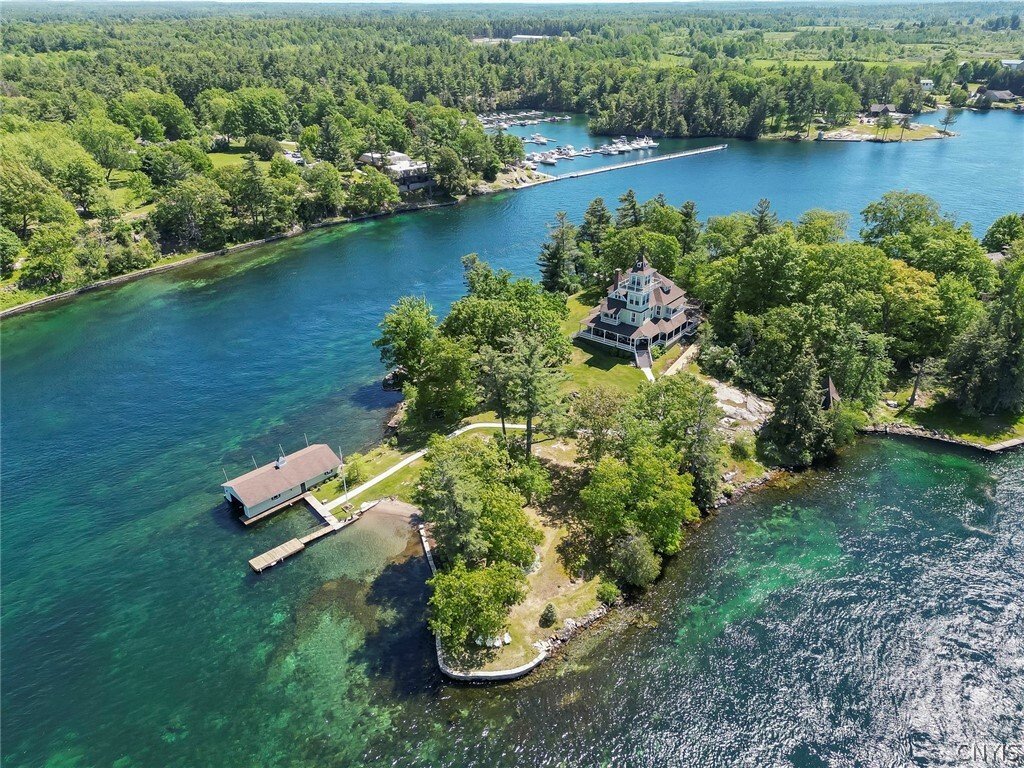 House in Alexandria Bay, New York, United States 1 - 18290572