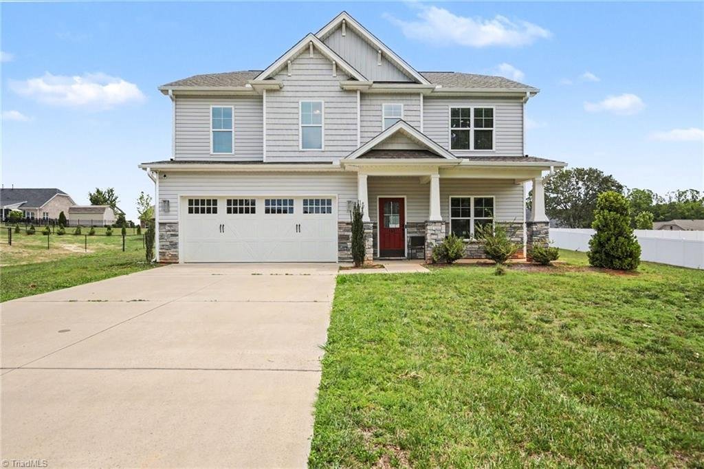 House in Wallburg, North Carolina, United States 1 - 18280212