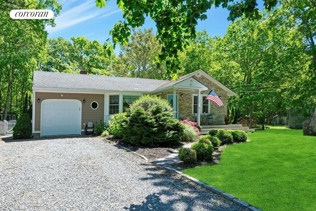 House in Hampton Bays, New York, United States 2 - 18119565