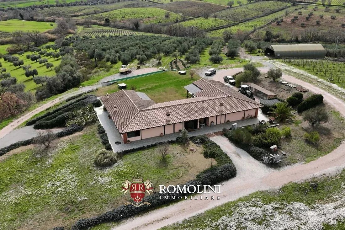 Farm Ranch in Historic Center, Orbetello, Tuscany 4 - 16266370