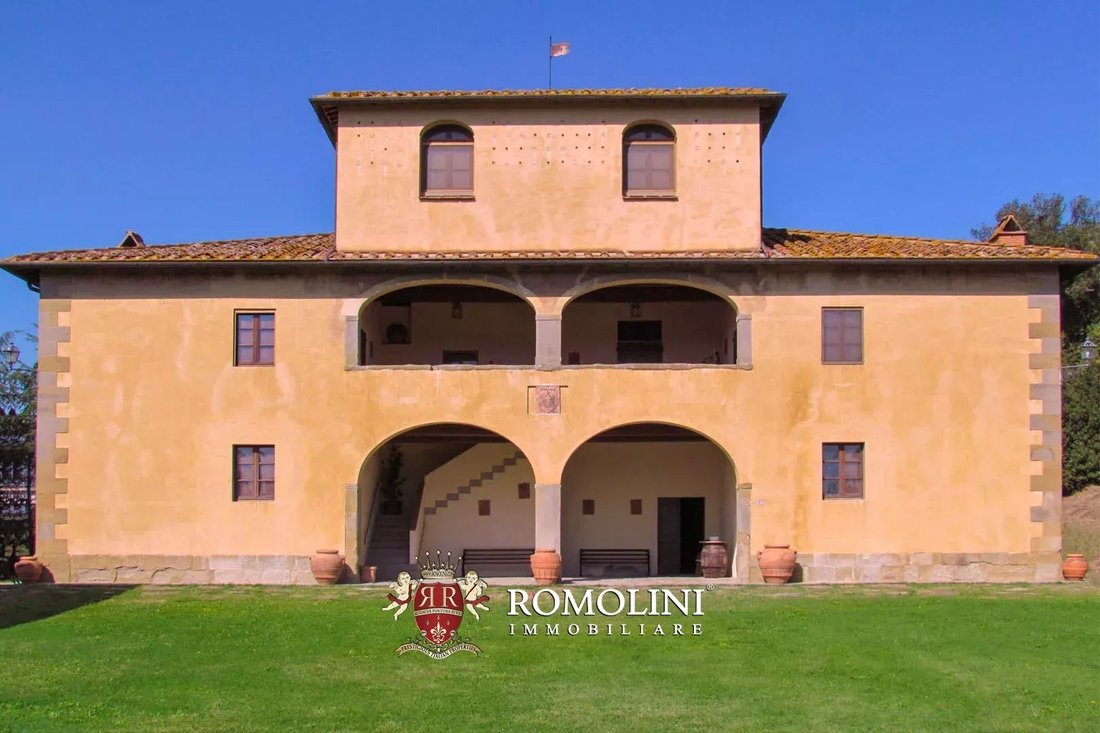 Villa in Laterina Pergine Valdarno, Tuscany, Italy 1 - 15665058
