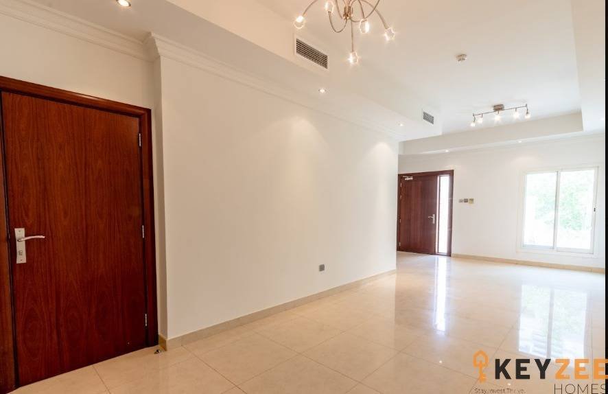 Townhouse in JVC / Jumeirah Village Circle, Dubai, United Arab Emirates 4 - 18288884