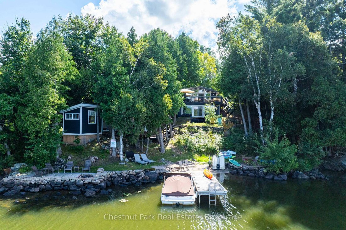 House in Huntsville, Ontario, Canada 1 - 17887893