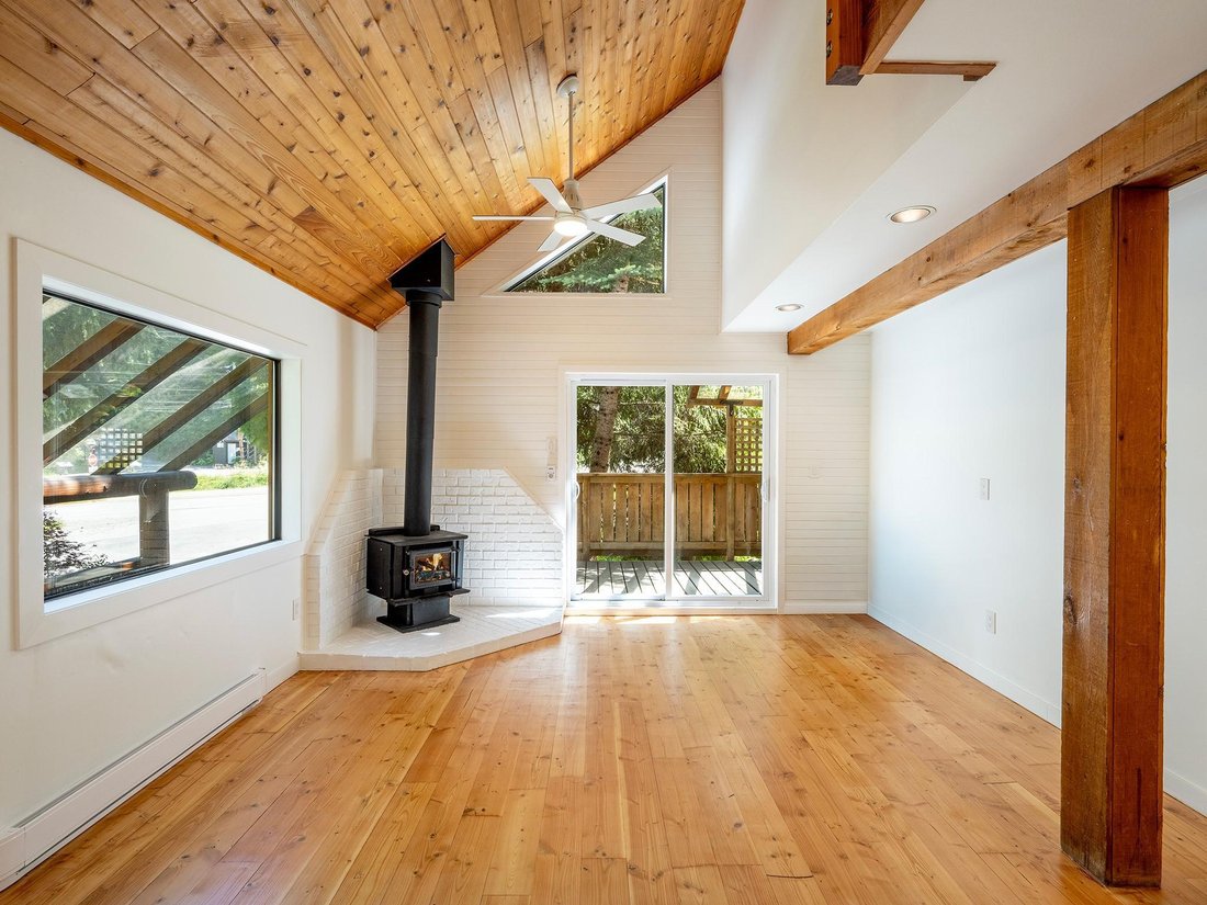 House in Whistler, British Columbia, Canada 5 - 18296190
